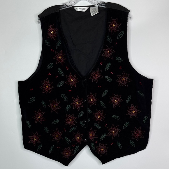 Victoria Jones Tops - Vintage Victoria Jones Embroidered Poinsettias Holly Christmas Velvet Vest 3X